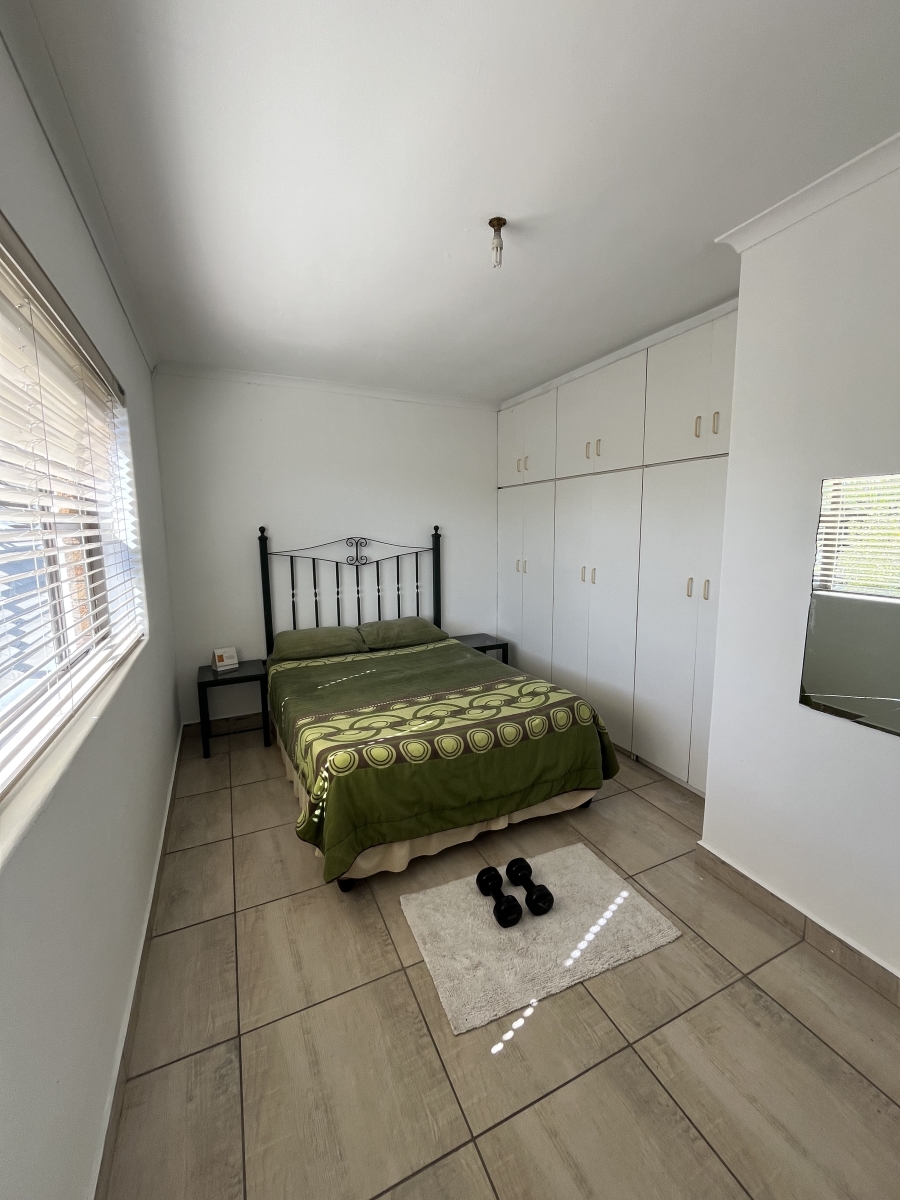 3 Bedroom Property for Sale in Peerless Park Western Cape